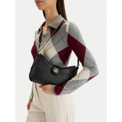 Torebka Beverly Hills Polo Club. Czarne torebki klasyczne damskie Beverly Hills Polo Club, bez wzorów, bez dodatków. Za 229.99 zł.