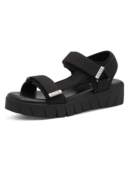 S.Oliver Sandały w kolorze czarnym rozmiar: 38. Czarne sandały damskie S.Oliver, bez wzorów, bez obcasa. Za 130.99 zł.