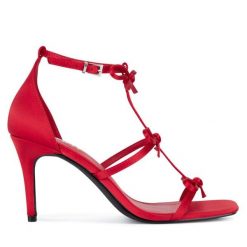Sandały JENNY. Czerwone sandały damskie Jenny, bez wzorów, bez obcasa, na szpilce. Za 149.99 zł.