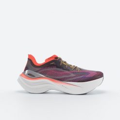 Buty do biegania męskie Kiprun KD900.2. Brązowe obuwie do biegania damskie KIPRUN. Za 499.99 zł.