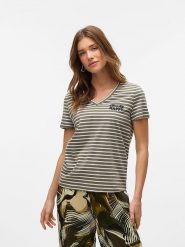 Vero Moda Koszulka w kolorze khaki rozmiar: M. Brązowe bluzki damskie Vero Moda, m, bez wzorów, z bawełny, bez kołnierzyka. Za 43.88 zł.