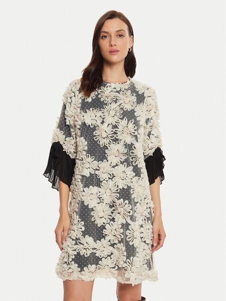 Bruuns Bazaar Sukienka koktajlowa Adali BBW4054 Écru Regular Fit. Sukienki damskie Bruuns Bazaar, bez wzorów, z syntetyku, wizytowe, bez kołnierzyka, bez ramiączek. Za 399.99 zł.