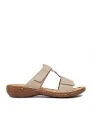 Rieker Klapki CEO-60885-62 Beżowy. Brązowe klapki damskie Rieker, bez wzorów, ze skóry, bez obcasa. Za 289.99 zł.