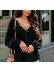 Milan Kiss Bluzka w kolorze czarnym rozmiar: S. Czarne bluzki damskie Milan Kiss, s, bez wzorów, bez kołnierzyka, bez ramiączek. Za 165.99 zł.