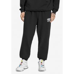 Spodnie dresowe męskie Prosto Flathead. Czarne spodnie dresowe męskie Prosto., bez wzorów, z dresówki. W wyprzedaży za 222.99 zł.