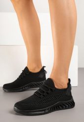 Czarne Buty Sportowe Sneakersy z Siateczkowego Materiału na Tłoczonej Podeszwie Ralloti. Czarne buty sportowe na co dzień damskie Born2be, bez wzorów, z jeansu, trekkingowe. Za 69.99 zł.
