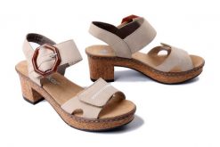 RIEKER 63850-60 beige, sandały damskie. Brązowe sandały damskie Rieker, bez wzorów, bez obcasa, na obcasie. Za 230.93 zł.