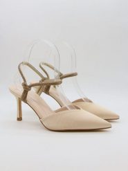 Bellucci Czółenka w kolorze beżowym rozmiar: 38. Brązowe czółenka damskie Bellucci, bez wzorów, bez obcasa, na szpilce. Za 121.99 zł.