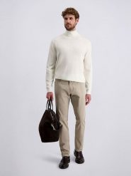 Pierre Cardin Spodnie w kolorze beżowym rozmiar: W36/L32. Brązowe spodnie materiałowe męskie Pierre Cardin, z aplikacjami, z materiału, klasyczne. Za 169.95 zł.