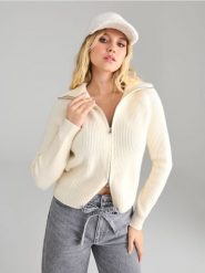 Sweter z suwakiem - kremowy. Białe golfy damskie Sinsay, l, bez wzorów, bez ramiączek. Za 69.99 zł.