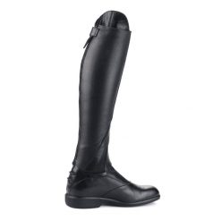 Czapki Free Jump Chaps America. Czarne czapki męskie FREEJUMP, bez wzorów, ze skóry, sportowe. Za 935.50 zł.