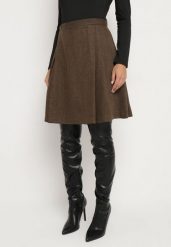 Brązowa Spódnica w Stylu Preppy z Szerokimi Plisami Enaliea. Brązowe spódniczki damskie Born2be, na jesień, l, bez wzorów, z wiskozy, eleganckie, mini, koszulowe. Za 129.99 zł.