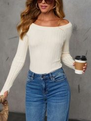 Milan Kiss Sweter w kolorze kremowym rozmiar: M. Brązowe swetry klasyczne damskie Milan Kiss, m, bez kołnierzyka. Za 126.99 zł.