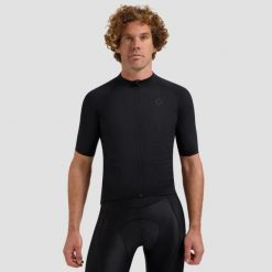 Koszulka rowerowa męska Rogelli Essential II. Czarne t-shirty sportowe męskie Rogelli, m, bez ramiączek, rowerowe. Za 226.99 zł.