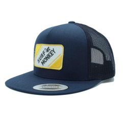 Czapka typu trucker zpłaskim /Dla dorosłych /Rozmiar uniwersalny(niebieskożółty). Niebieskie czapki męskie SURF MONKEY, z aplikacjami, sportowe. Za 159.95 zł.