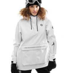Damska kurtka snowboardowa Sporty zimowe SIROKO W3-W Antarctica. Białe kurtki damskie SIROKO, bez wzorów, z softshellu, bez kaptura, narciarskie. Za 844.00 zł.