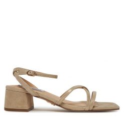 Sandały Steve Madden. Brązowe sandały damskie Steve Madden, bez wzorów, bez obcasa, na słupku. Za 429.99 zł.