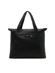 Guess Torebka TWW953 00100 Czarny. Czarne torebki klasyczne damskie Guess, z aplikacjami, ze skóry, bez dodatków. Za 489.99 zł.