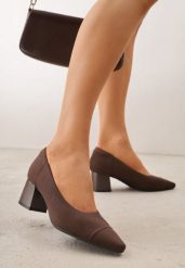 Brązowe Czółenka VICES ze Sportowej Tkaniny na Słupku Waesbella. Brązowe czółenka damskie Born2be, bez wzorów, z materiału, z otwartym noskiem, bez obcasa, na słupku. Za 119.99 zł.