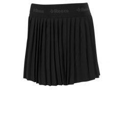 Damskie plisowane spódnico-spodenki Reece Australia. Czarne szorty damskie REECE, bez wzorów, z materiału, eleganckie. Za 164.75 zł.