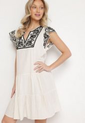 Beżowa Sukienka z Haftami w Stylu Boho z Bawełny Evitel. Brązowe sukienki damskie Born2be, na lato, l, z aplikacjami, z bawełny, boho, bez kołnierzyka, bez ramiączek, midi. W wyprzedaży za 111.99 zł.
