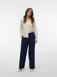 Vero Moda Koszula w kolorze kremowym rozmiar: XL. Brązowe koszule damskie Vero Moda, xl, bez wzorów, z bawełny, bez kołnierzyka, bez ramiączek. Za 104.99 zł.