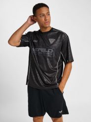 Koszulka Hummel Tiger Soccer. Czarne t-shirty sportowe męskie HUMMEL, s, z materiału, bez ramiączek, do piłki nożnej. Za 278.25 zł.