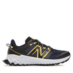 Buty do biegania New Balance. Niebieskie obuwie do biegania damskie New Balance. Za 599.99 zł.