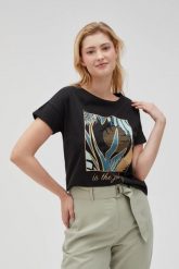 T-shirt z nadrukiem czarny. Czarne t-shirty damskie MOODO, l, bez wzorów, z bawełny, bez kołnierzyka. Za 59.99 zł.