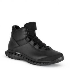 Buty trekkingowe męskie Aku Urban Assault Gtx. Czarne buty trekkingowe męskie Aku, z materiału, za kostkę, bez zapięcia, trekkingowe. Za 399.00 zł.
