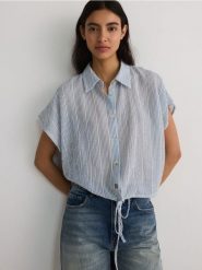 Bawełniana koszula kimono - wielobarwny. Koszule damskie Reserved, l, bez wzorów, z bawełny, bez kołnierzyka, bez ramiączek. W wyprzedaży za 59.99 zł.