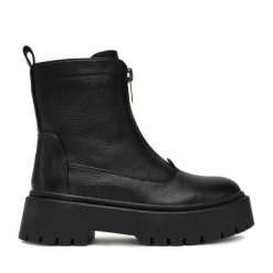 Botki DeeZee. Czarne botki damskie DeeZee, bez obcasa, na płaskiej podeszwie, bez zapięcia. Za 199.99 zł.