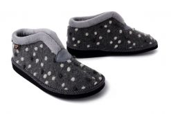 MANITU 340009-91 gris 1, kapcie damskie. Szare kapcie damskie Manitu, z polaru. Za 169.90 zł.