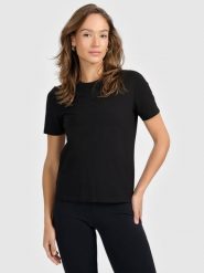 4F T-shirt regular gładki damski - czarny L. Czarne t-shirty damskie 4f, l, bez wzorów, z materiału, bez kołnierzyka. Za 49.99 zł.