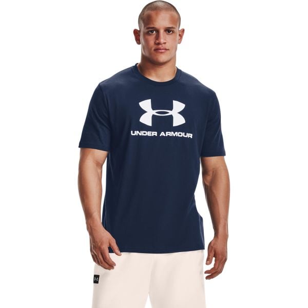 Koszulka sportowa męska Under Armour Sportstyle Logo Tee. Białe t-shirty sportowe męskie Under Armour, m, z materiału, bez ramiączek. Za 118.40 zł.