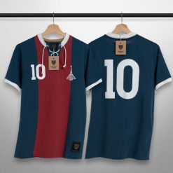 Bawełniana koszulka Football Town Retro with Laces La Tour. Czerwone t-shirty sportowe męskie FOOTBALL TOWN, xl, z bawełny, bez ramiączek, do piłki nożnej. W wyprzedaży za 179.00 zł.