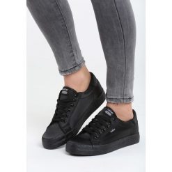 Czarne Tenisówki Blame Game. Czarne trampki i tenisówki damskie Born2be, bez wzorów, z satyny, przed kostkę. Za 39.99 zł.