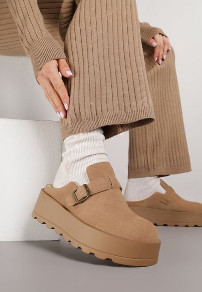 Beżowe Śniegowce na Grubej Podeszwie z Niską Cholewką i Ozdobną Klamerką Vetibela. Brązowe śniegowce damskie Renee, z jeansu, przed kostkę. Za 109.99 zł.