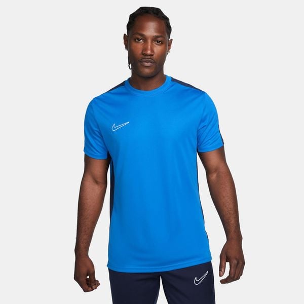 Koszulka treningowa męska Nike DF Academy 23. Niebieskie t-shirty sportowe męskie Nike, m, z poliesteru, bez ramiączek, do piłki nożnej. Za 105.20 zł.
