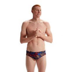 Kąpielówki slipy męskie kąpielowe Speedo Allover Digital. Czerwone kąpielówki męskie Speedo, m, bez wzorów, z materiału, na fitness i siłownię. Za 121.98 zł.