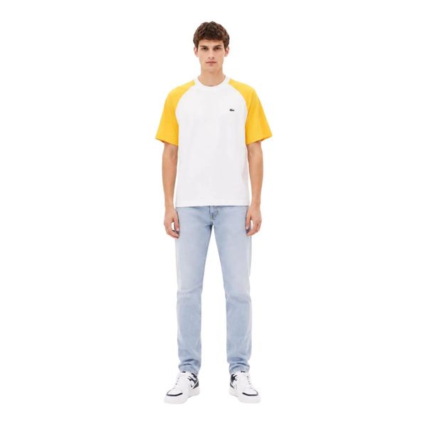 Koszulka turystyczna męska Lacoste. Białe t-shirty sportowe męskie Lacoste, na lato, m, z dzianiny, bez ramiączek, trekkingowe. Za 317.00 zł.