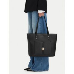Torebka JENNY. Czarne torebki klasyczne damskie Jenny, bez wzorów, bez dodatków. Za 139.99 zł.