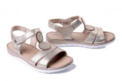 CAPRICE 9-28154-42 366 taupe met. comb, sandały damskie. Żółte sandały damskie Caprice, bez wzorów, bez obcasa. Za 249.90 zł.
