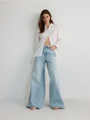 Bawełniana koszula - złamana biel. Koszule damskie Reserved, l, bez wzorów, z bawełny, bez kołnierzyka, bez ramiączek. W wyprzedaży za 49.99 zł.