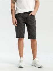 Szorty jeansowe - szary. Szare szorty męskie Sinsay, z bawełny, bez kołnierzyka. Za 39.99 zł.