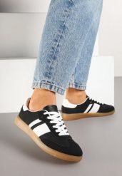 Czarne Sneakersy Tenisówki z Ozdobnymi Paskami Nelidi. Czarne trampki i tenisówki damskie Born2be, bez wzorów, z jeansu. Za 69.99 zł.