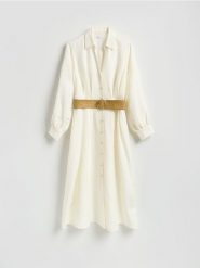 Sukienka z lnem - biały. Białe sukienki damskie Reserved, l, bez wzorów, z wiskozy, bez kołnierzyka, bez ramiączek. Za 249.99 zł.