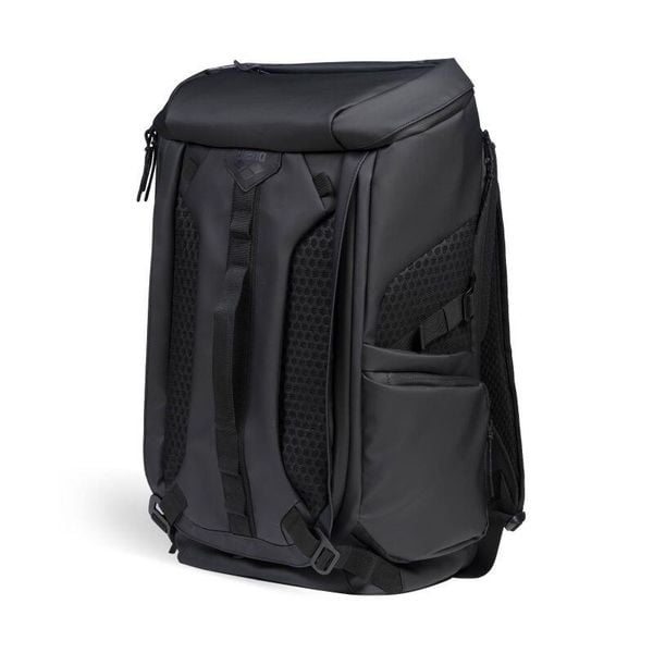 Plecak sportowy Arena Ulixes 42 L. Czarne plecaki damskie Arena, bez wzorów. Za 499.00 zł.