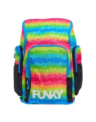 Plecak sportowy FUNKY Space Case Melting Mayhem. Czerwone plecaki damskie FUNKITA, bez wzorów, z tkaniny, biznesowe. Za 199.00 zł.