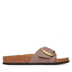 Klapki Birkenstock. Czerwone klapki damskie Birkenstock, bez wzorów, bez obcasa. Za 539.99 zł.